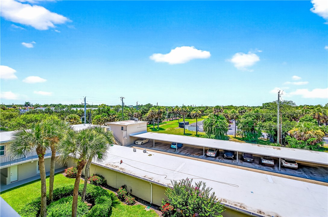 2333 Indian River Boulevard 404