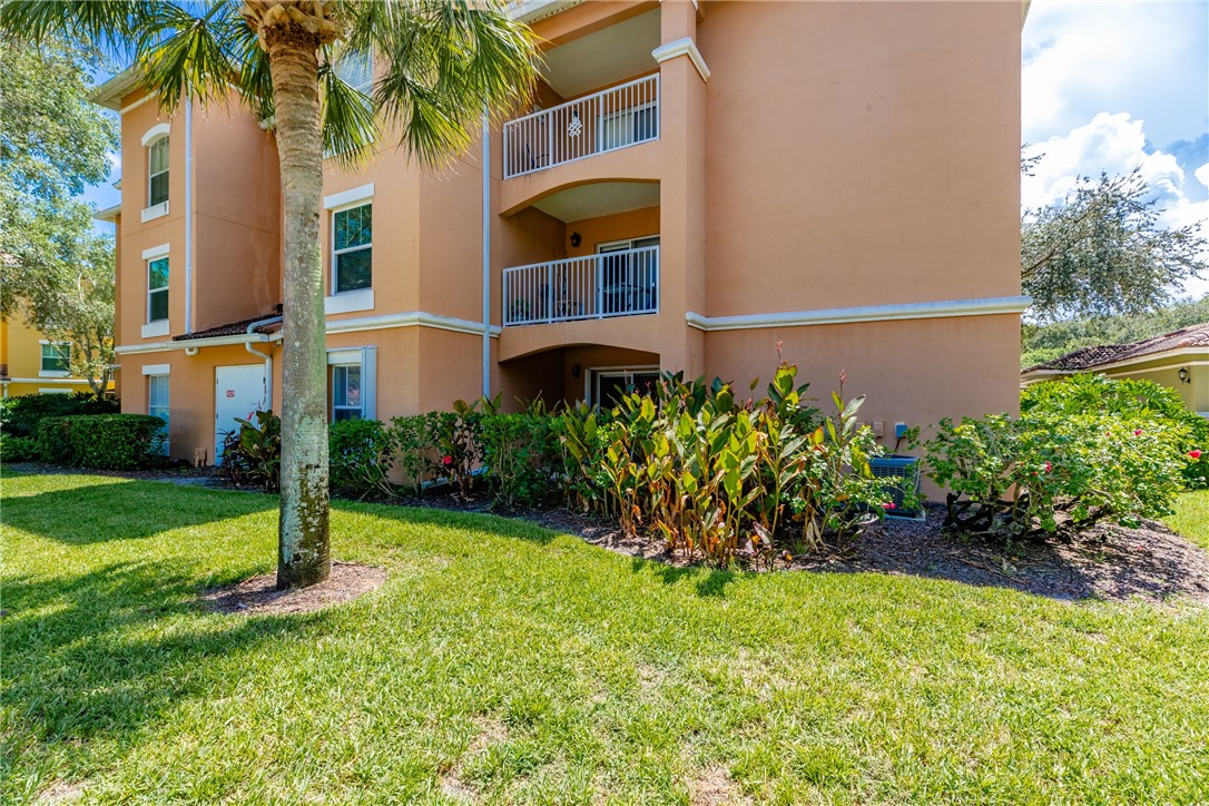 5080 Fairways Circle G101