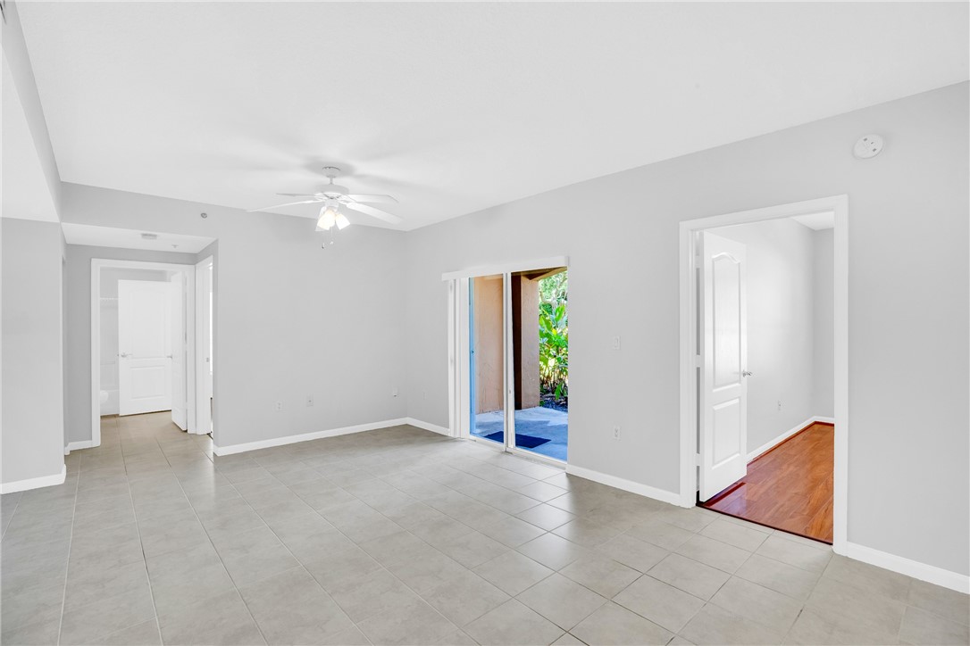 5080 Fairways Circle G101