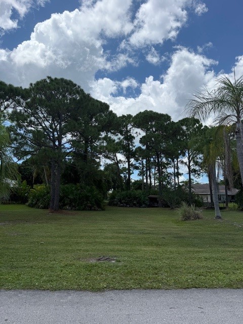 5015 Redwood Drive