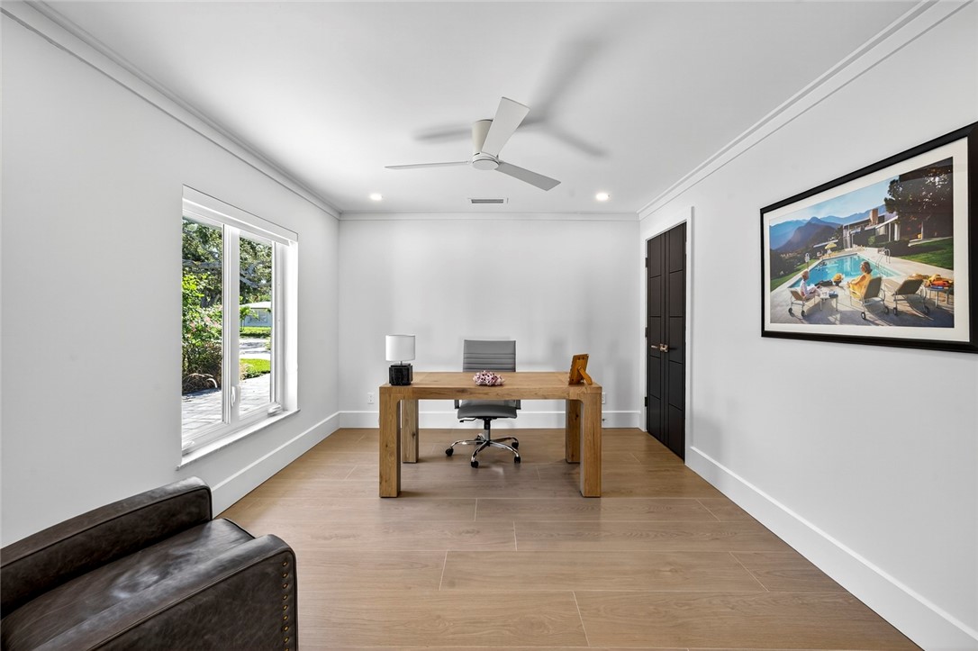 661 Date Palm Road