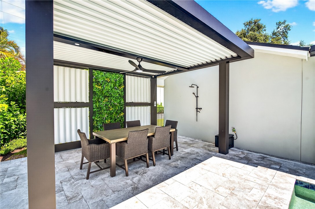 661 Date Palm Road