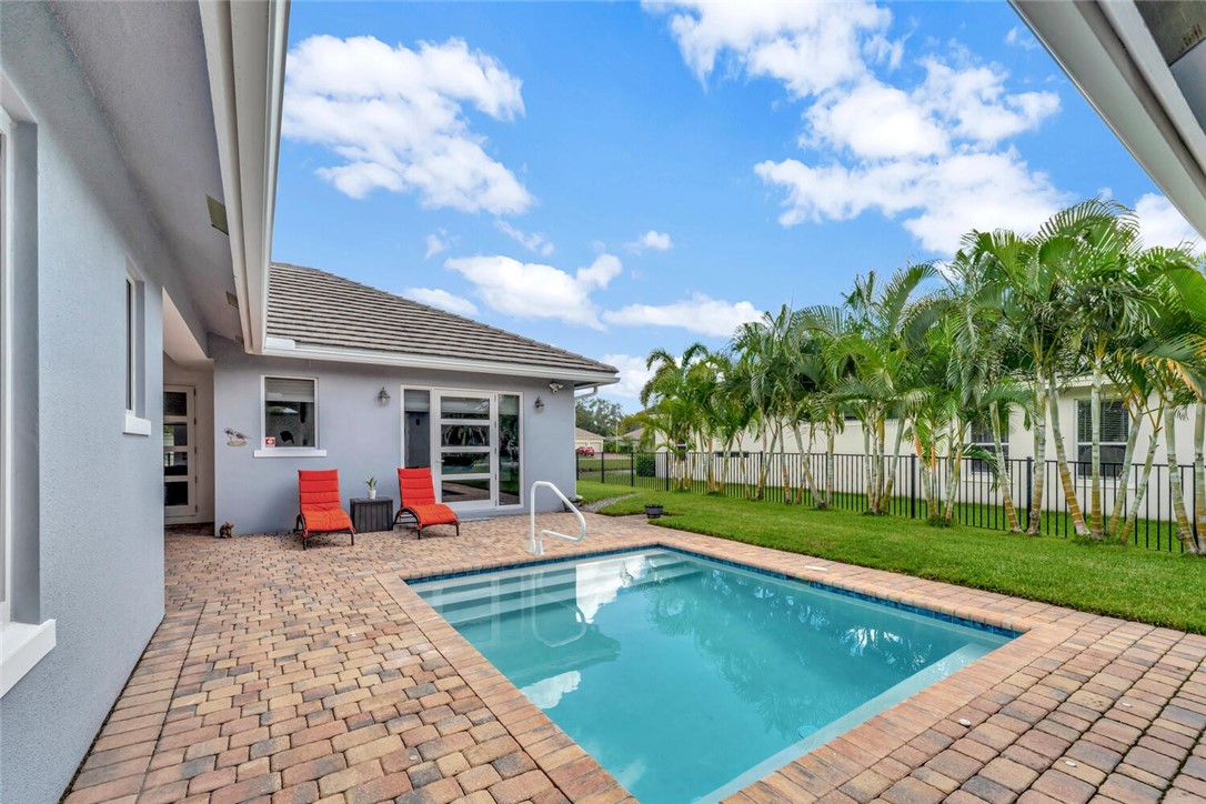 5960 Brae Burn Circle