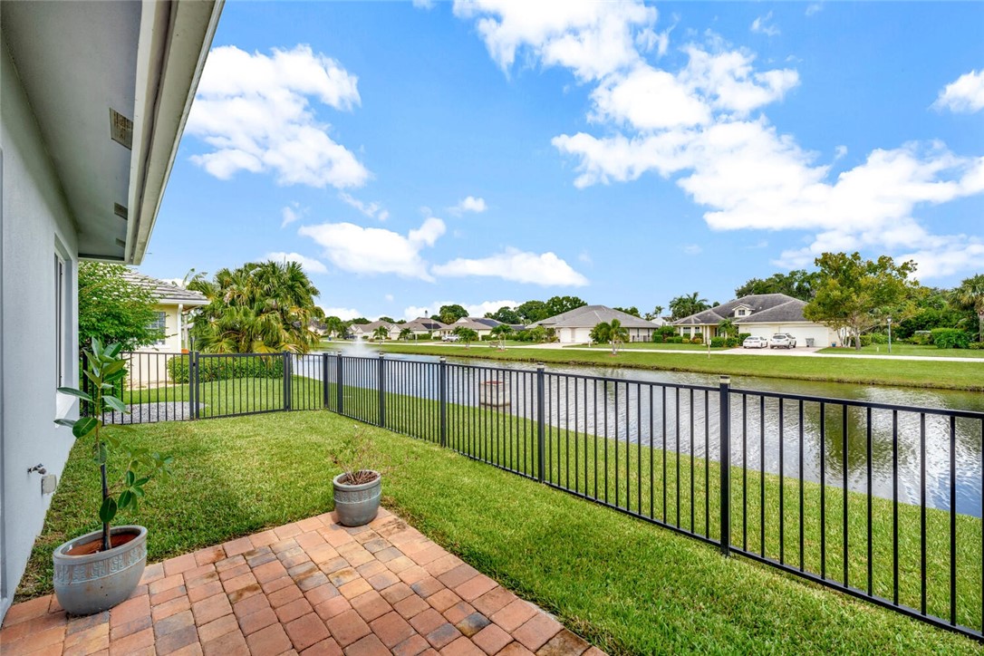5960 Brae Burn Circle