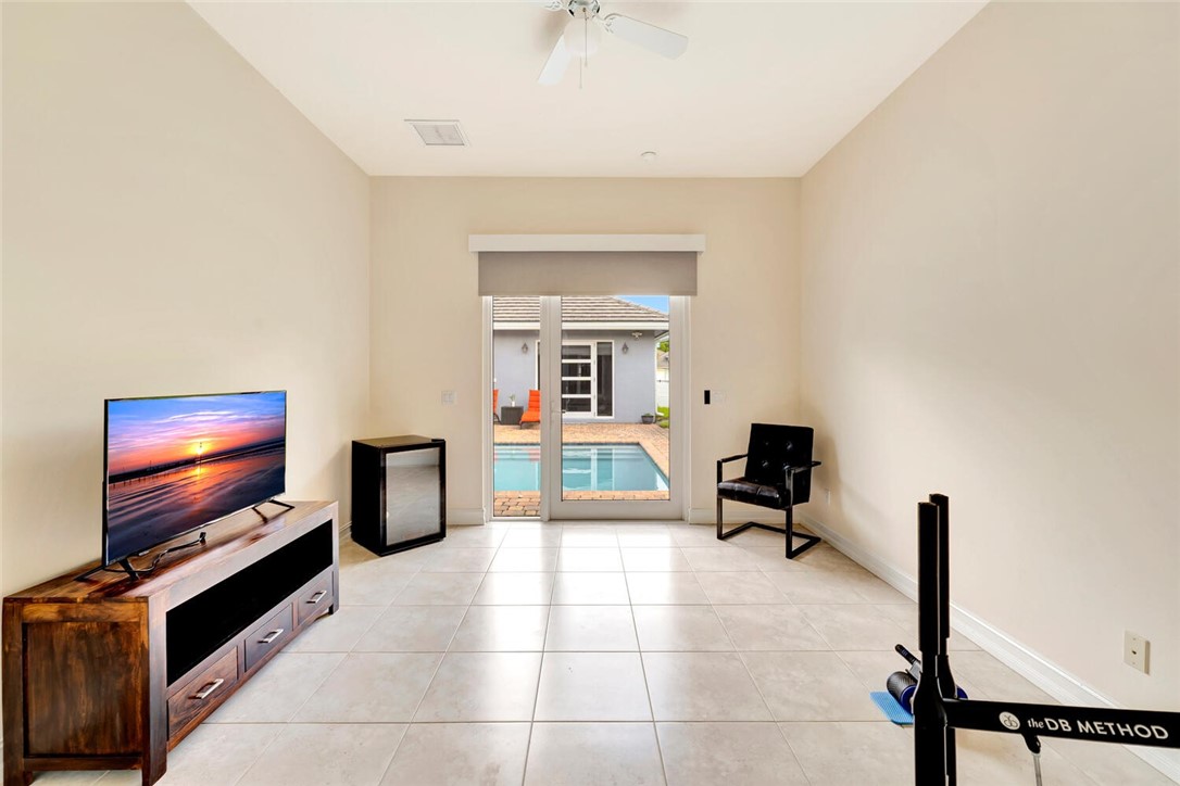 5960 Brae Burn Circle
