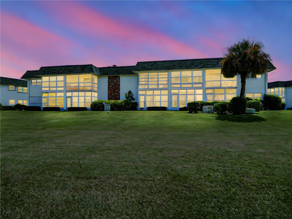 2800 Indian River Boulevard L4