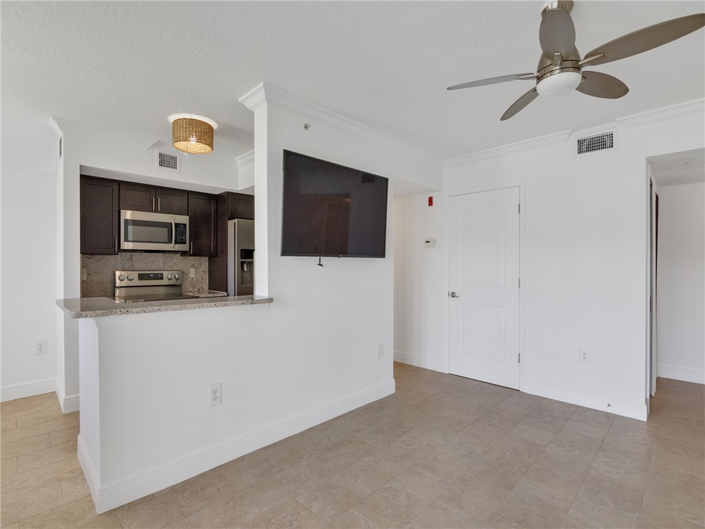 1550 S 42nd Circle 210