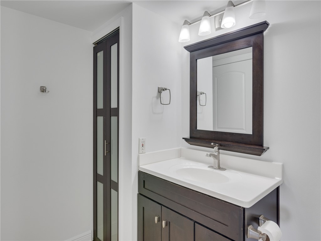 1550 S 42nd Circle 210