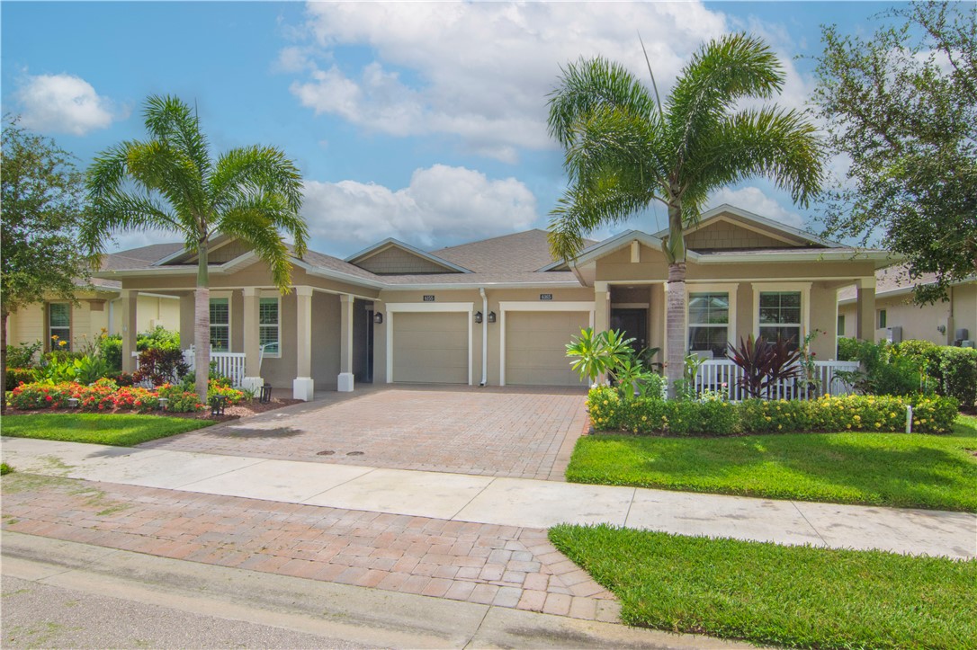 6165 Red Maple Manor