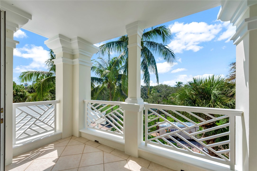 200 Beachview Drive 3N