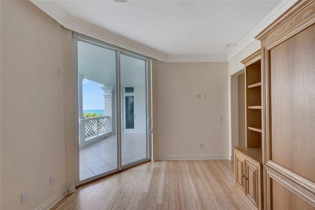200 Beachview Drive 3N