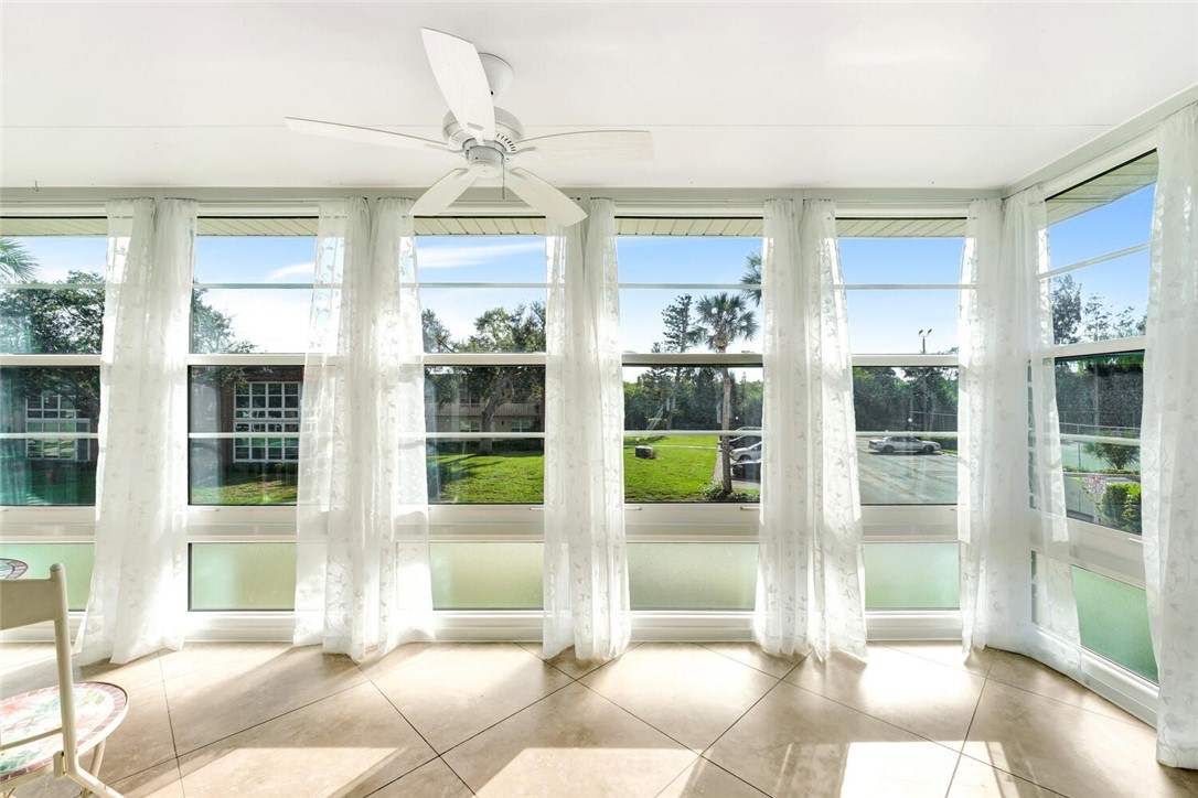 49 Woodland Drive 201