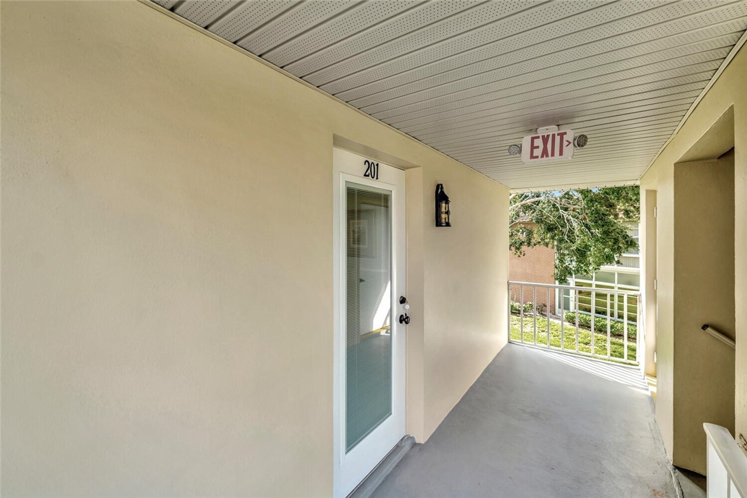 49 Woodland Drive 201