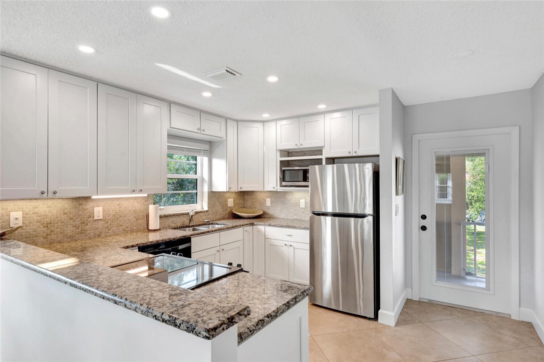 49 Woodland Drive 201