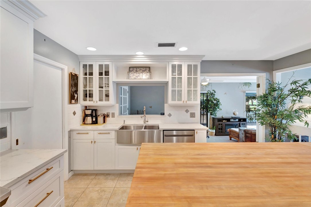 5735 Glen Eagle Lane