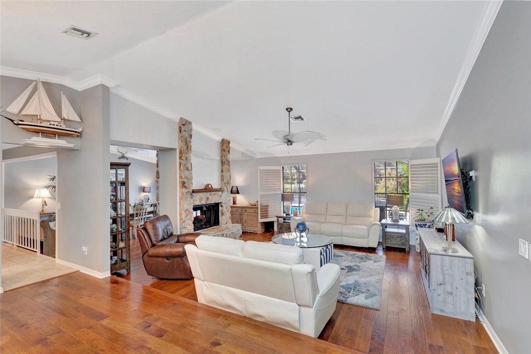 5735 Glen Eagle Lane