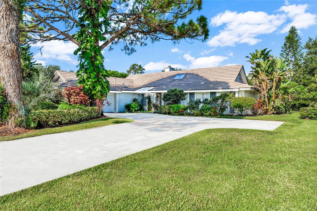 5735 Glen Eagle Lane