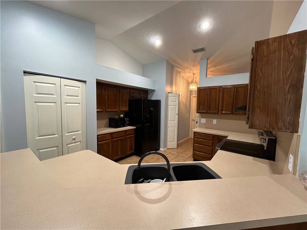 1946 Hedden Place