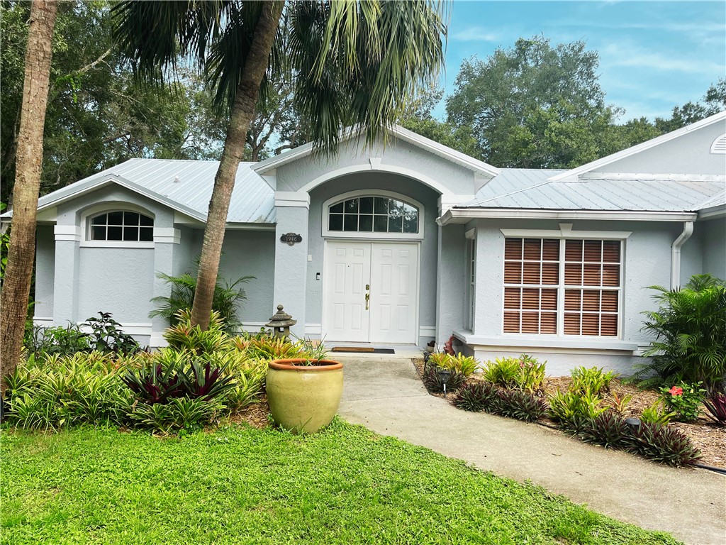 1946 Hedden Place