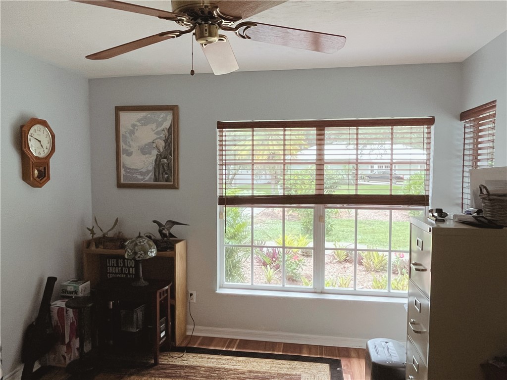 1946 Hedden Place