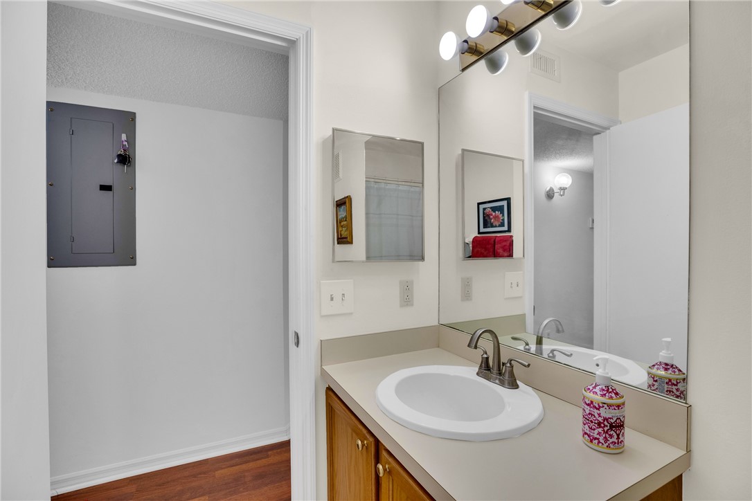 1920 Westminster Circle 12-2