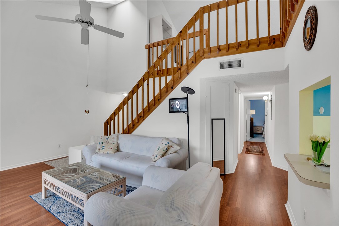 1920 Westminster Circle 12-2