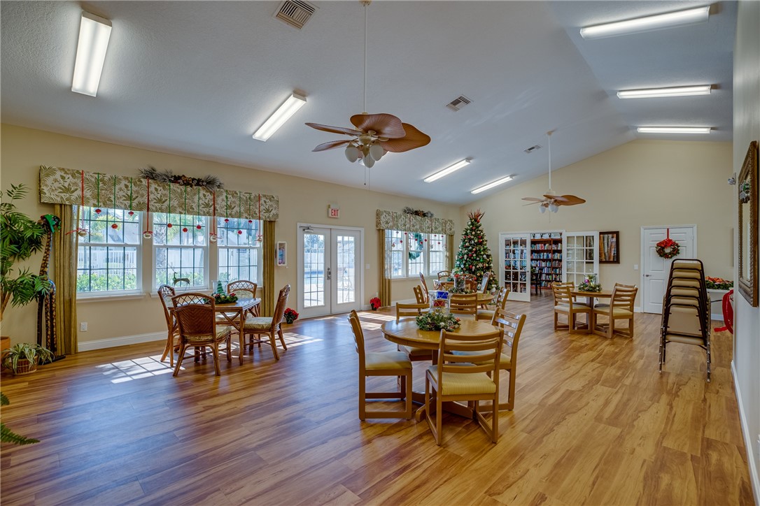 1920 Westminster Circle 12-2