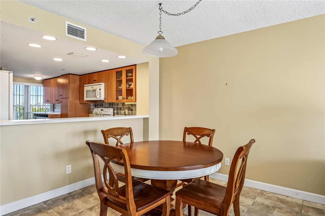2700 Ocean Drive 302