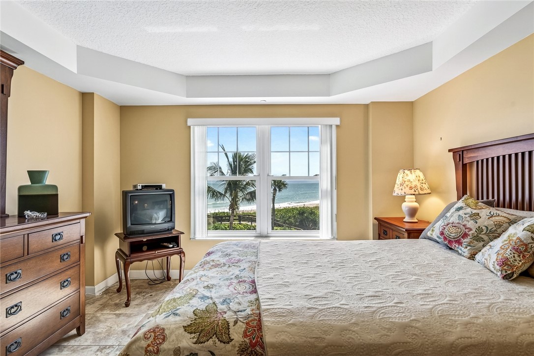 2700 Ocean Drive 302