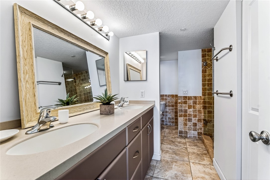 2700 Ocean Drive 302