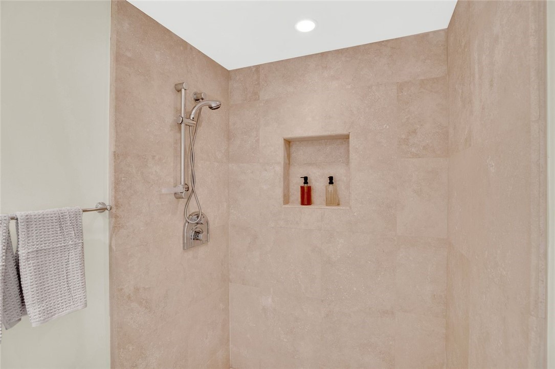 4101 Ocean Drive PH-5C