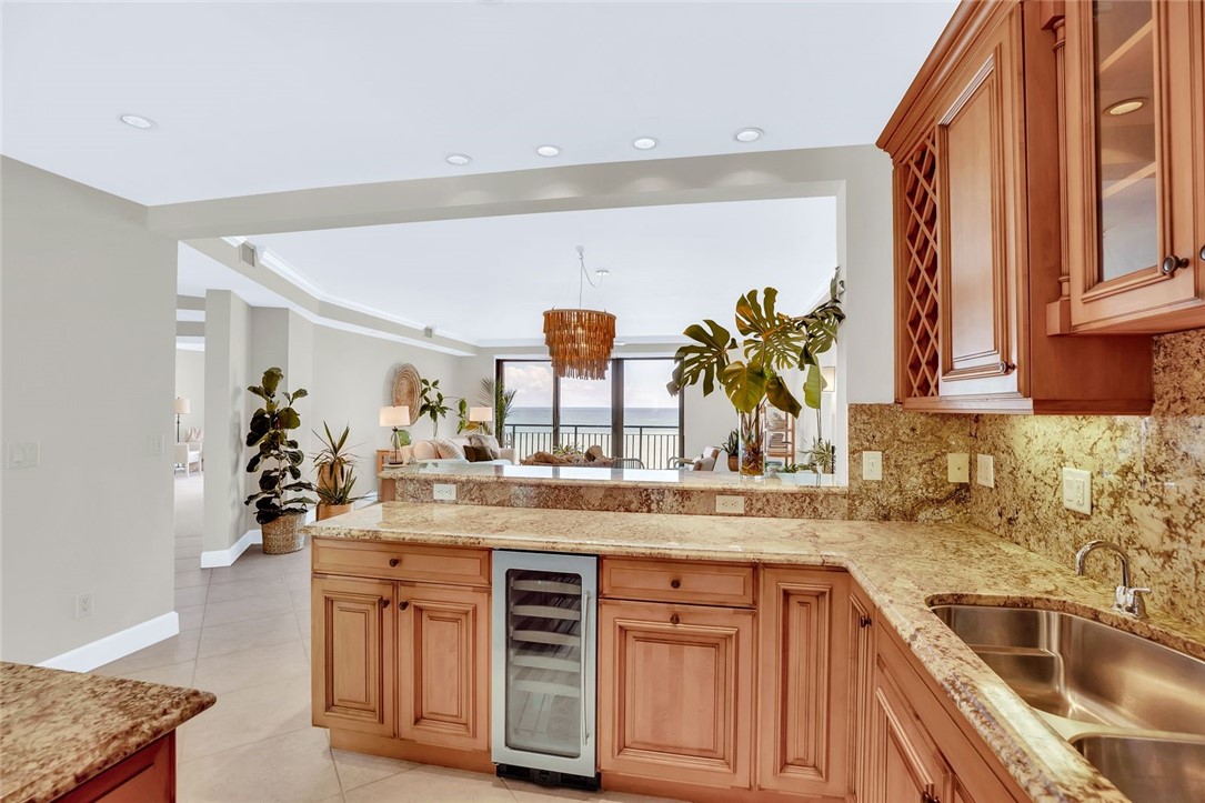 4101 Ocean Drive PH-5C