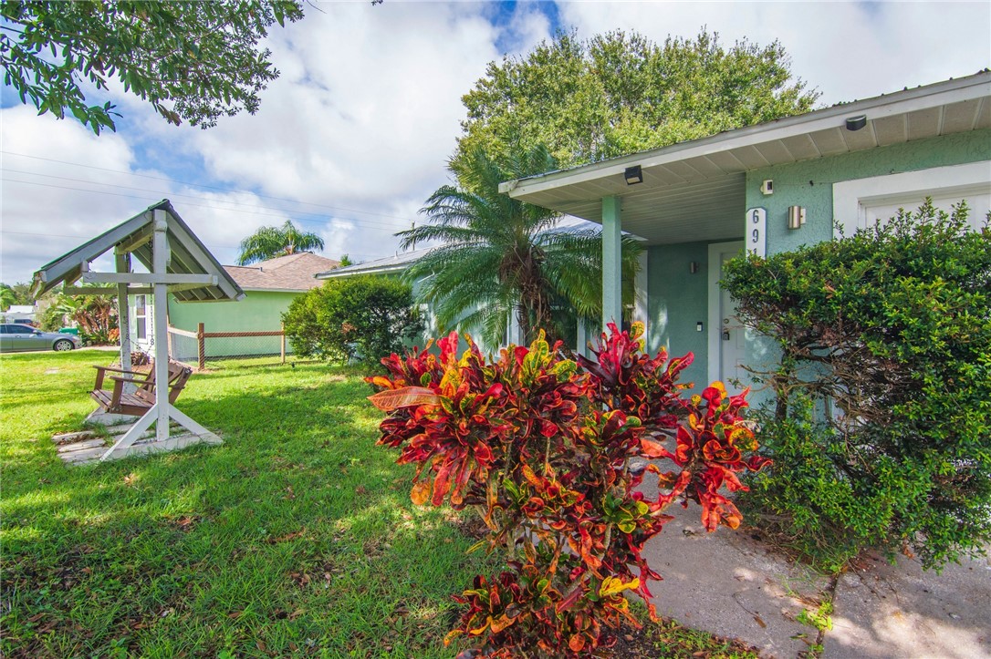 691 Helicon Terrace