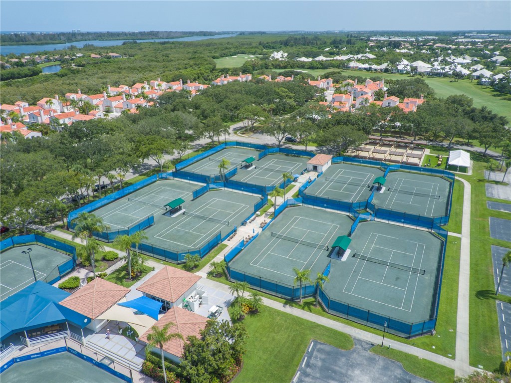 5225 E Harbor Village Drive 204