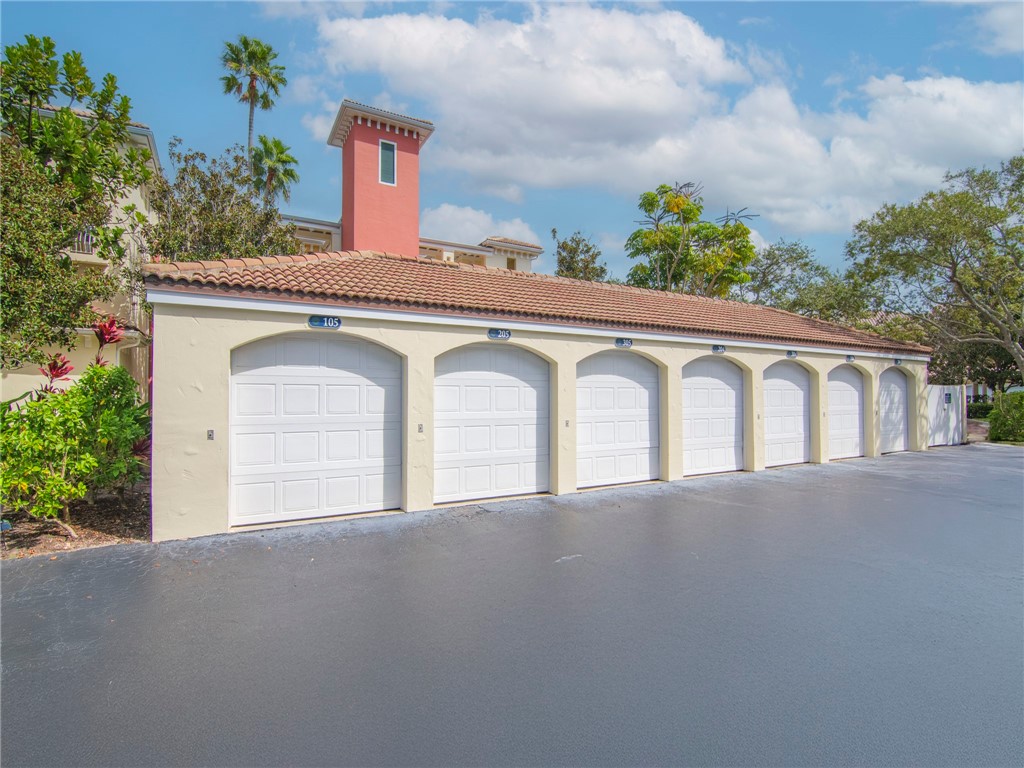5225 E Harbor Village Drive 204