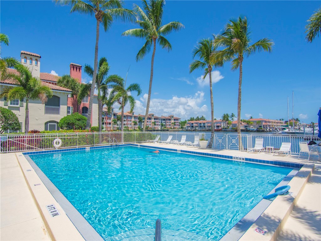 5225 E Harbor Village Drive 204
