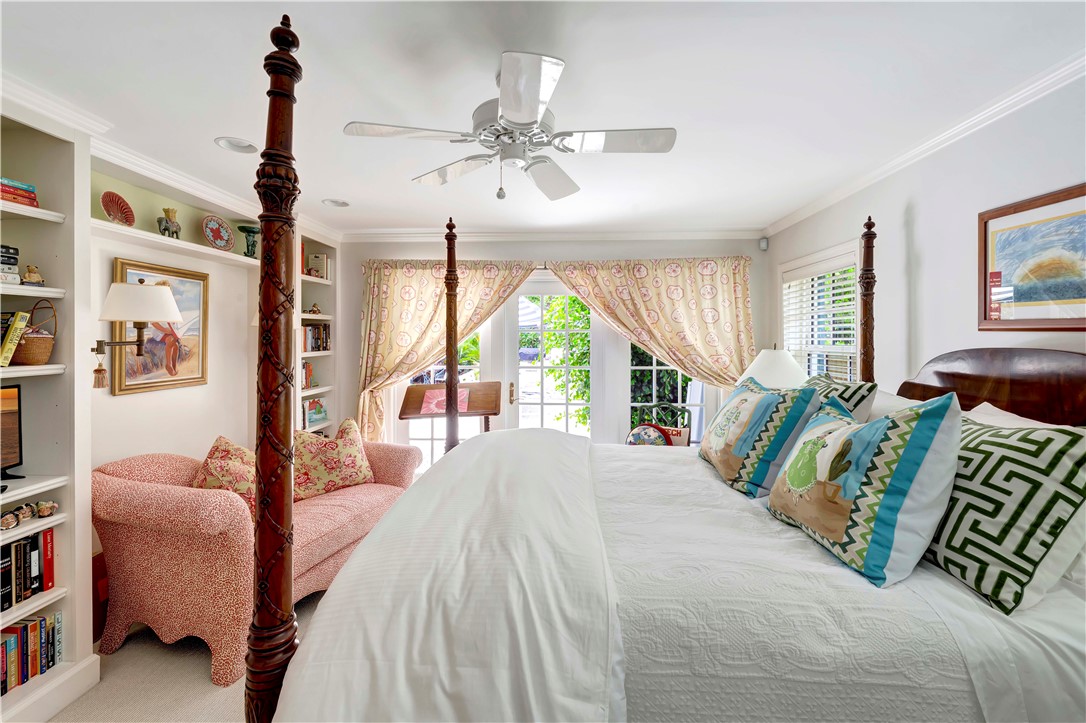 4617 Pebble Bay S