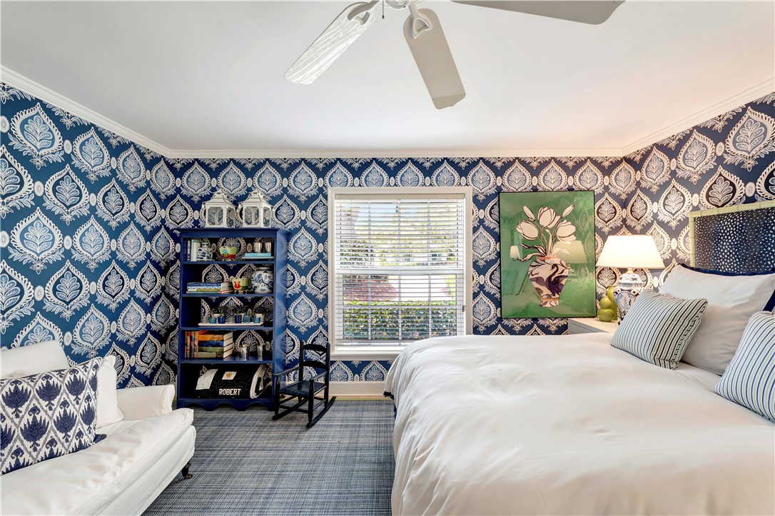 4617 Pebble Bay S