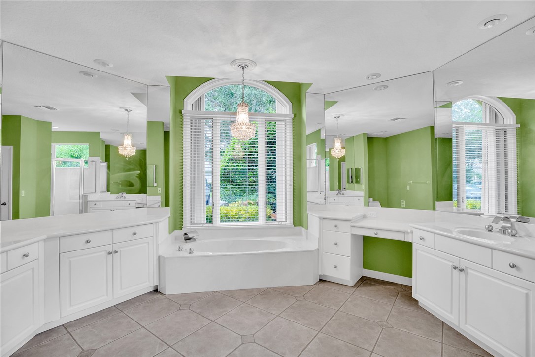 104 Hidden Oak Drive