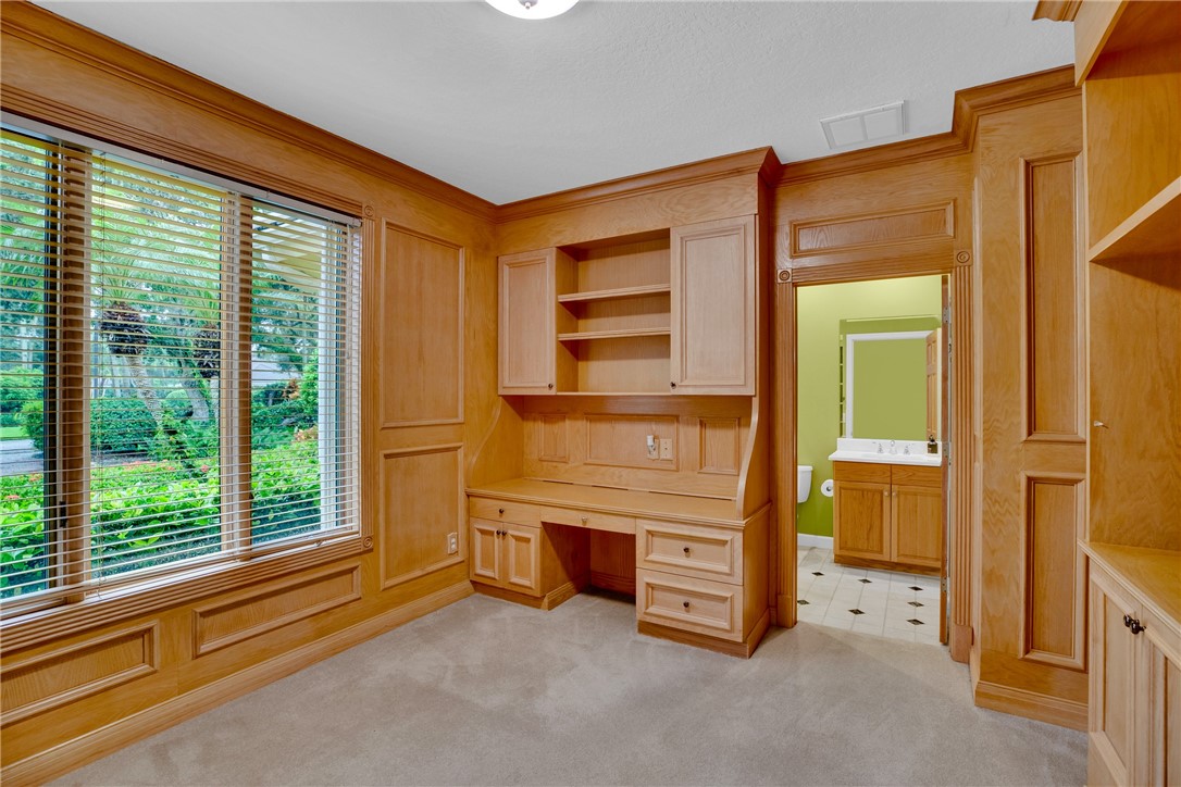 104 Hidden Oak Drive
