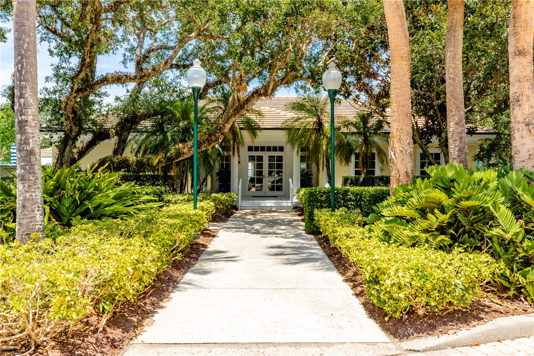 104 Hidden Oak Drive