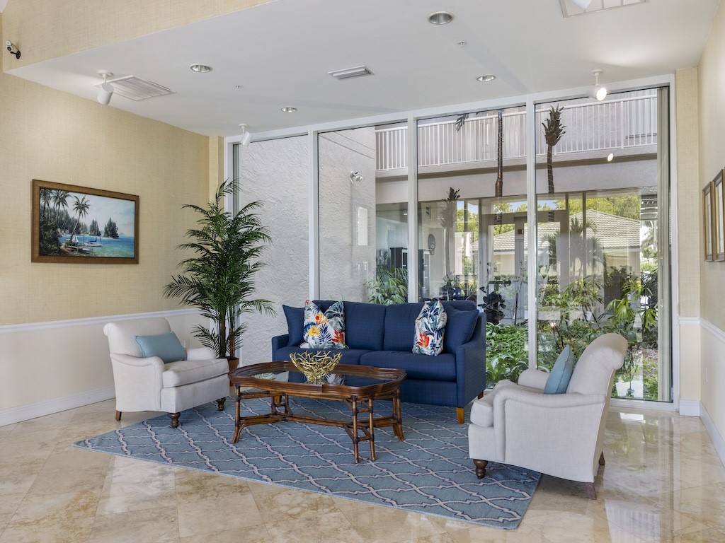 5049 N Highway A1A None PH 1901