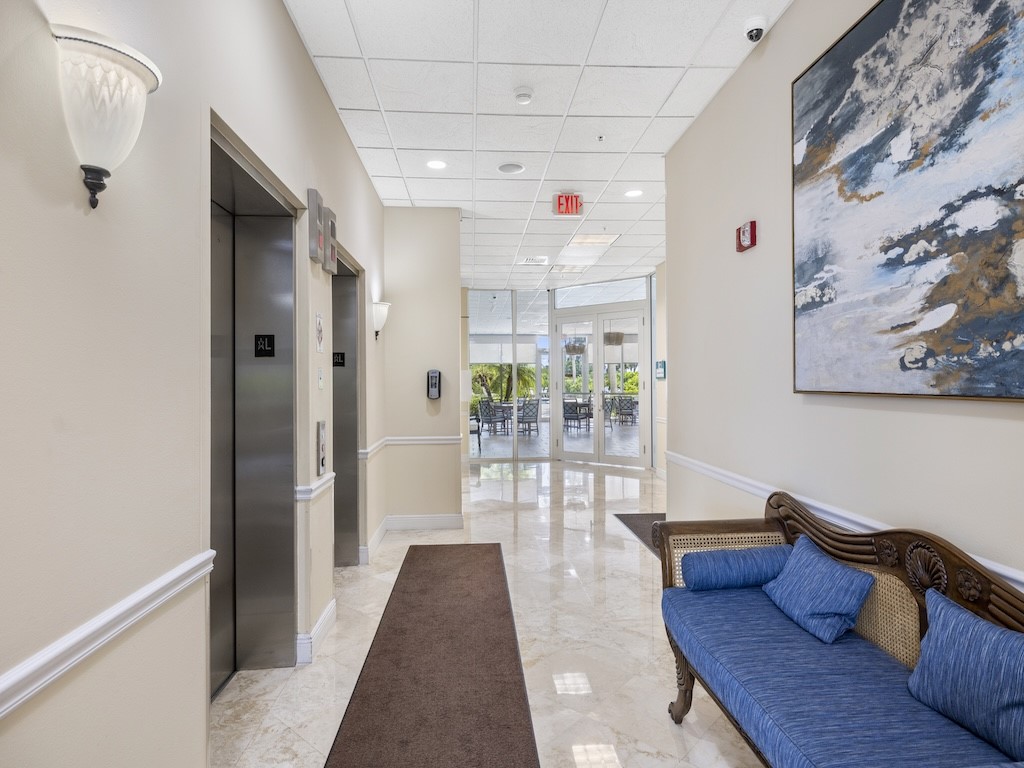 5049 N Highway A1A None PH 1901
