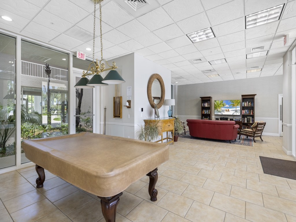 5049 N Highway A1A None PH 1901
