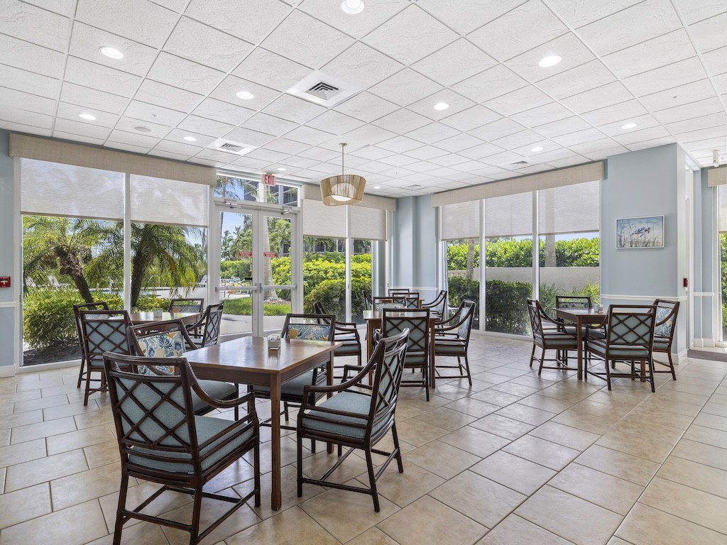 5049 N Highway A1A None PH 1901