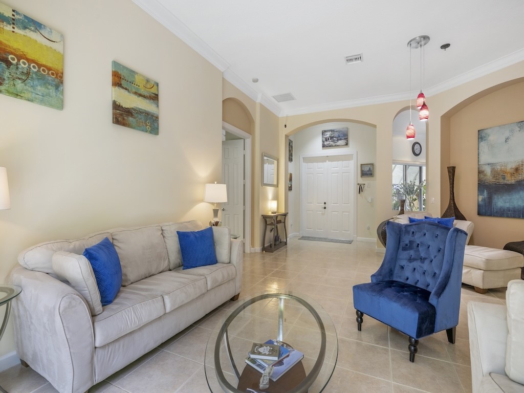 9630 E Maiden Court