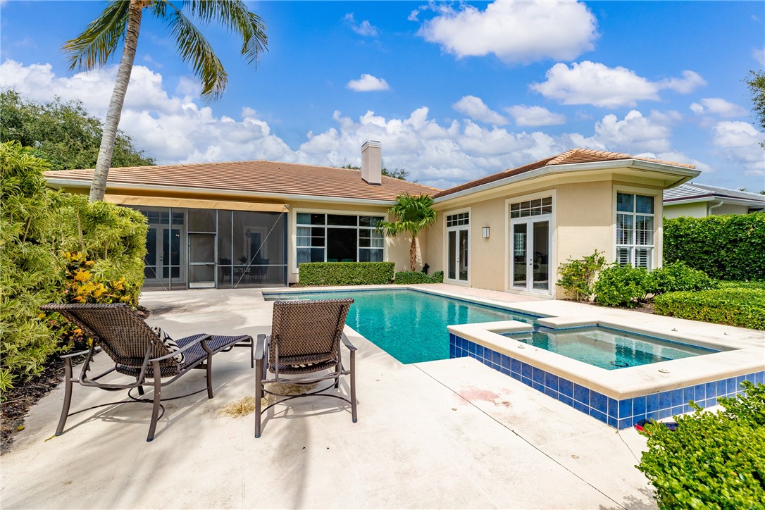 1300 Lake Bend Court