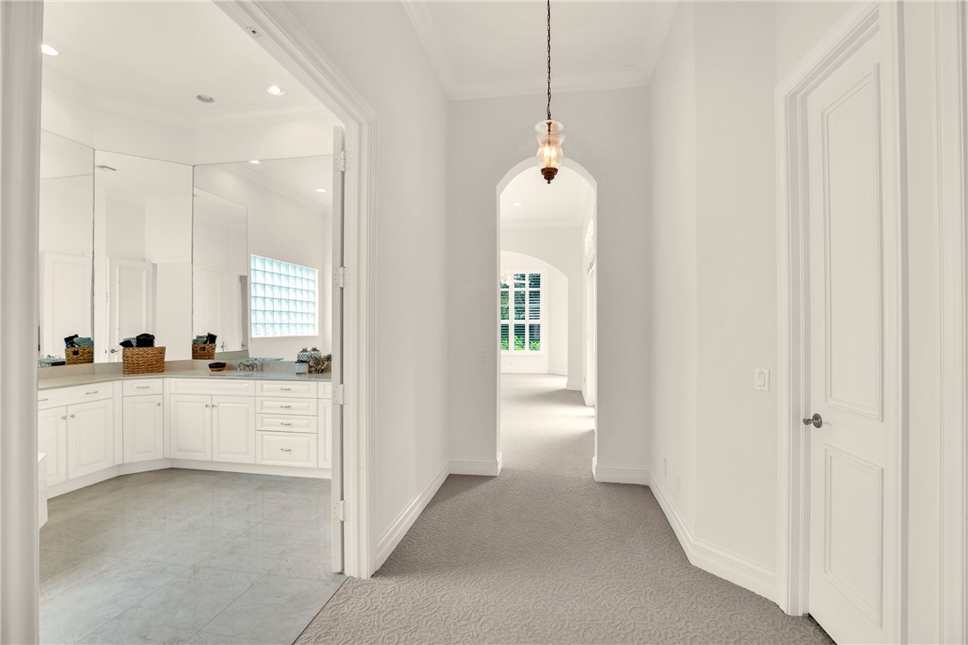 1300 Lake Bend Court