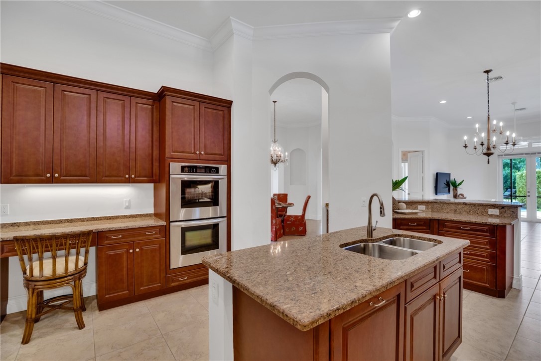 1300 Lake Bend Court