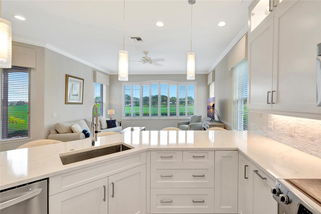 860 Saint James Lane